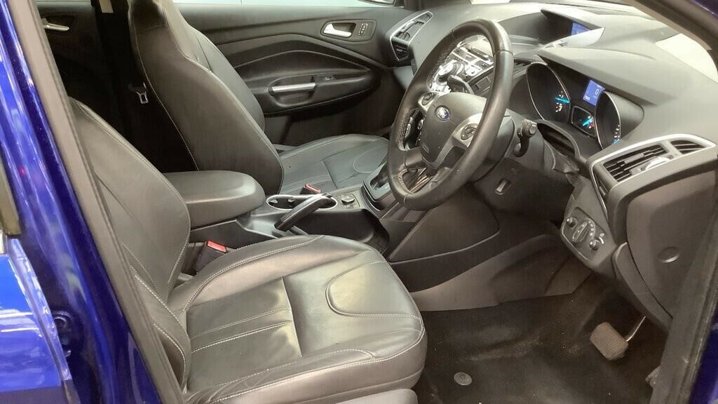 Ford Kuga  White #9