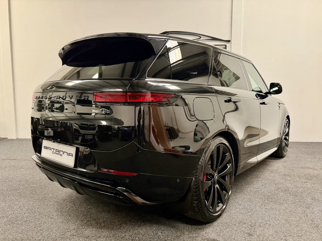 Land Rover Range Rover Sport Estate 3.0 Dynamic Se YP24FVH Black #4