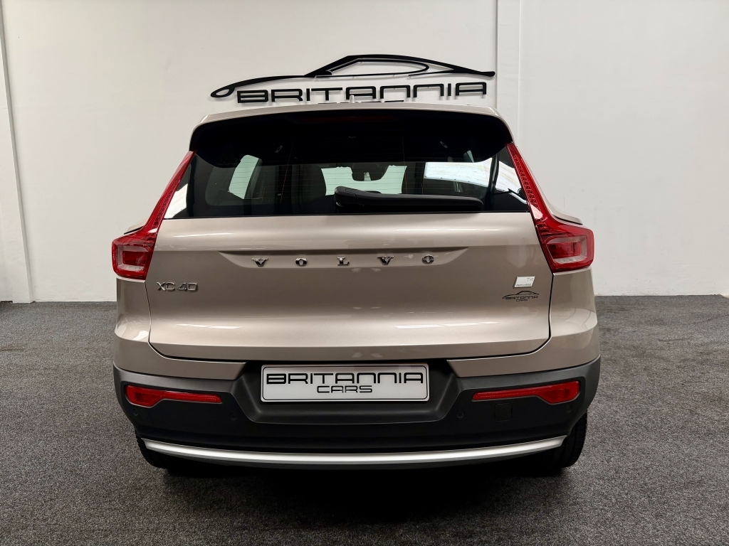 Volvo XC40 1.5 Recharge T4 Core Gold #5