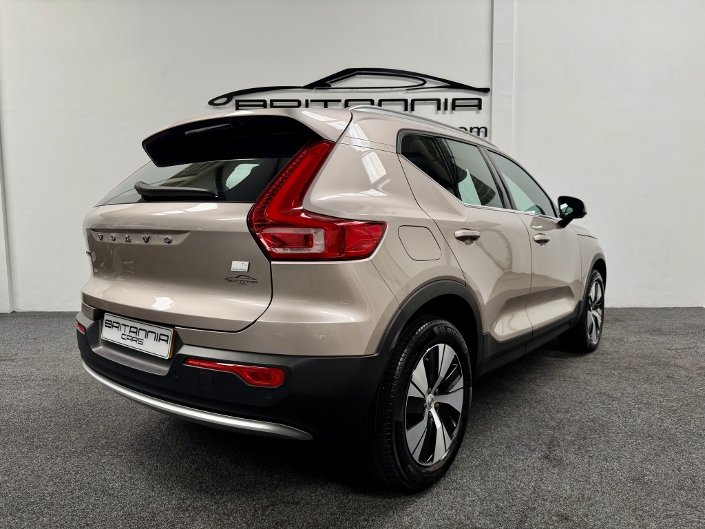 Volvo XC40 1.5 Recharge T4 Core Gold #4