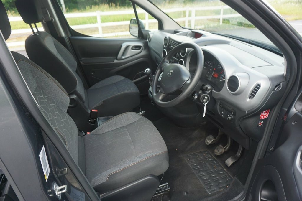 Peugeot Partner 1.6L Null Grey #4