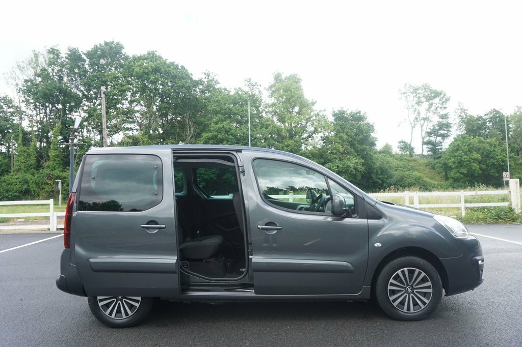 Peugeot Partner 1.6L Null Grey #3