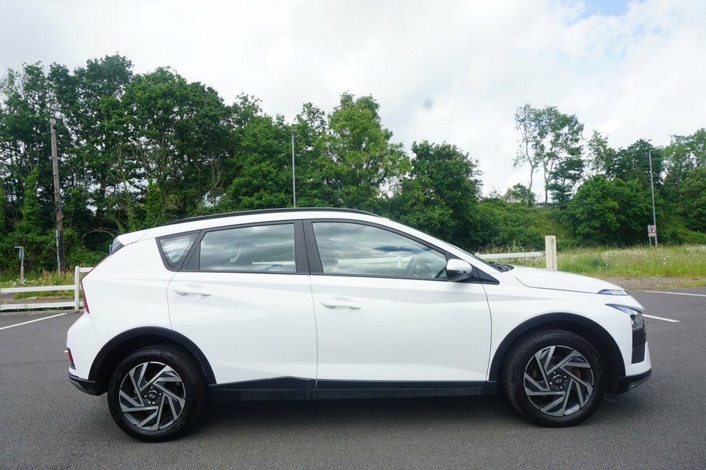 Hyundai Bayon 1L Advance White #2
