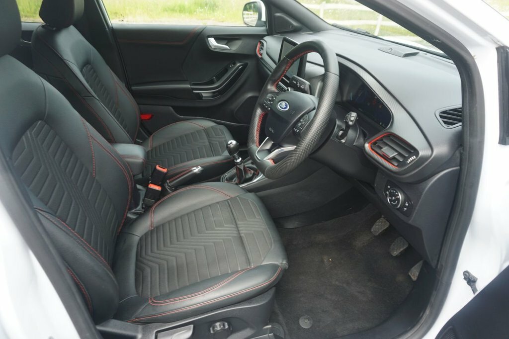 Ford Puma 1L St-line X White #4