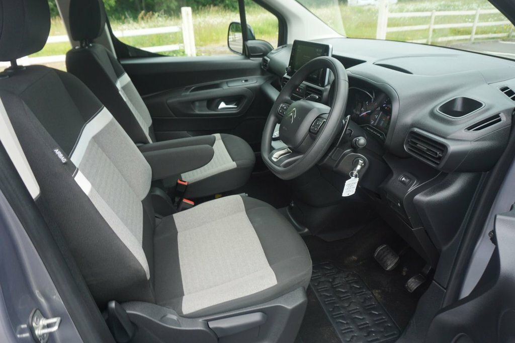 Citroen Berlingo 1.5L Feel Grey #5