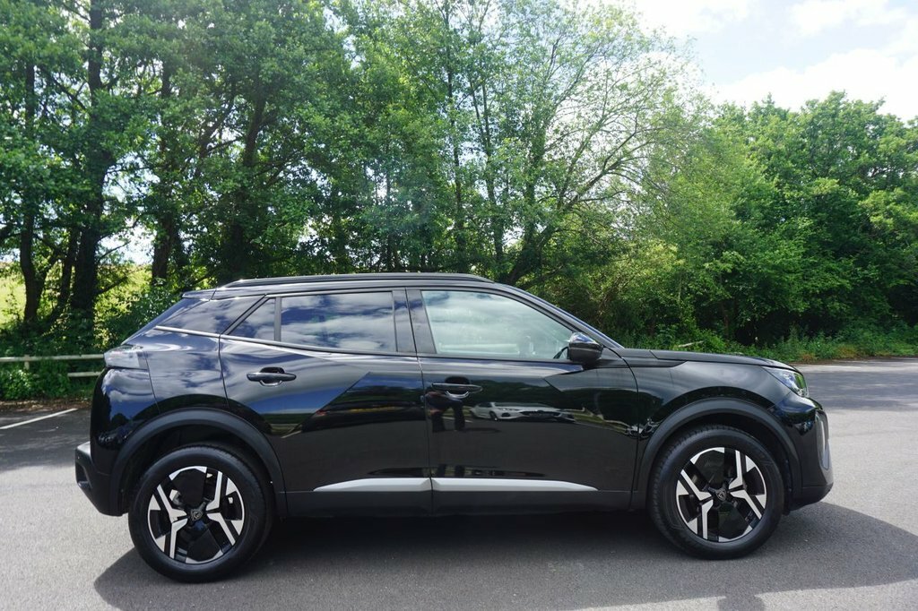 Peugeot 2008 1.2L Allure Black #3