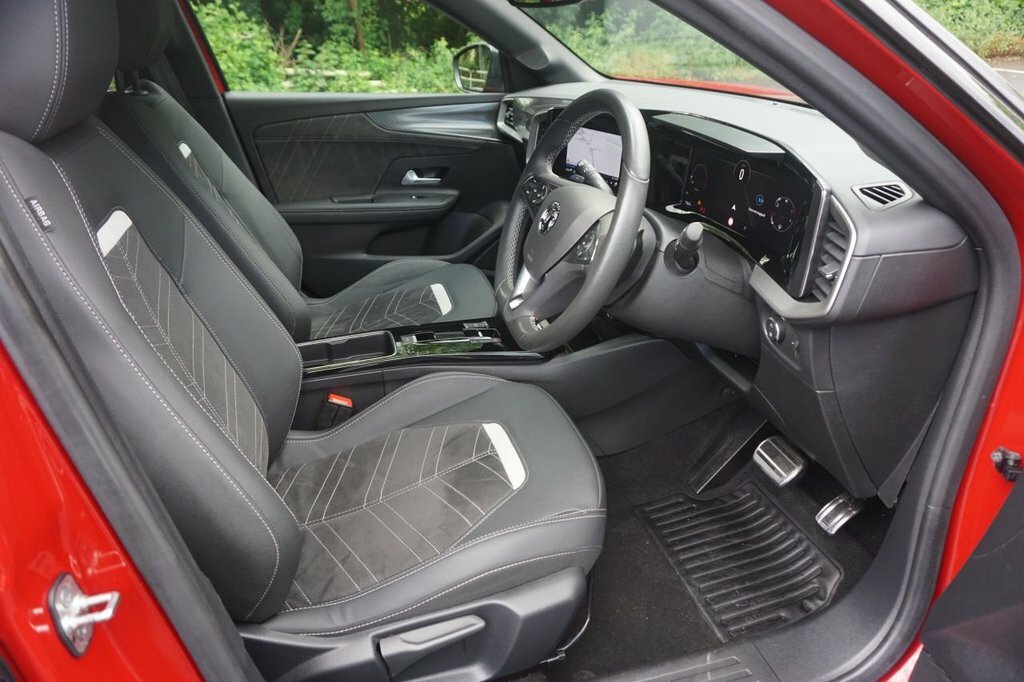 Vauxhall Mokka 1.2L Ultimate VO23NWB Red #4