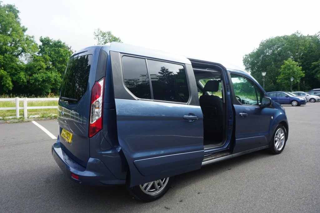 Ford Grand Tourneo Connect 1.5L Titanium Blue #4