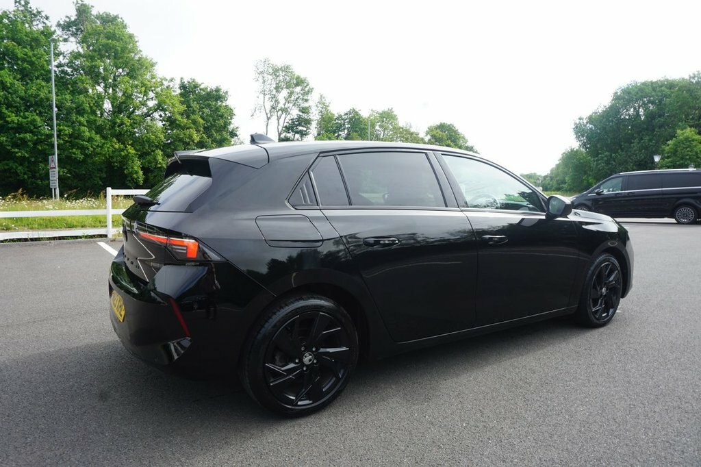 Vauxhall Astra 1.2L Gs Black #2