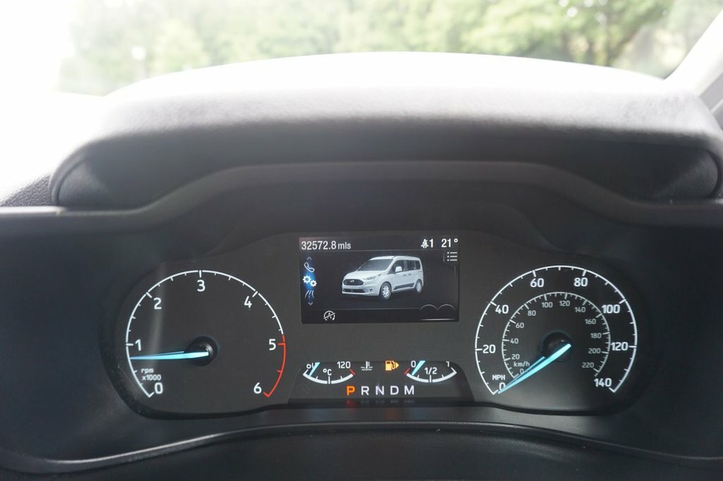 Ford Grand Tourneo Connect 1.5 Ecoblue 120 Active Powershift White #26