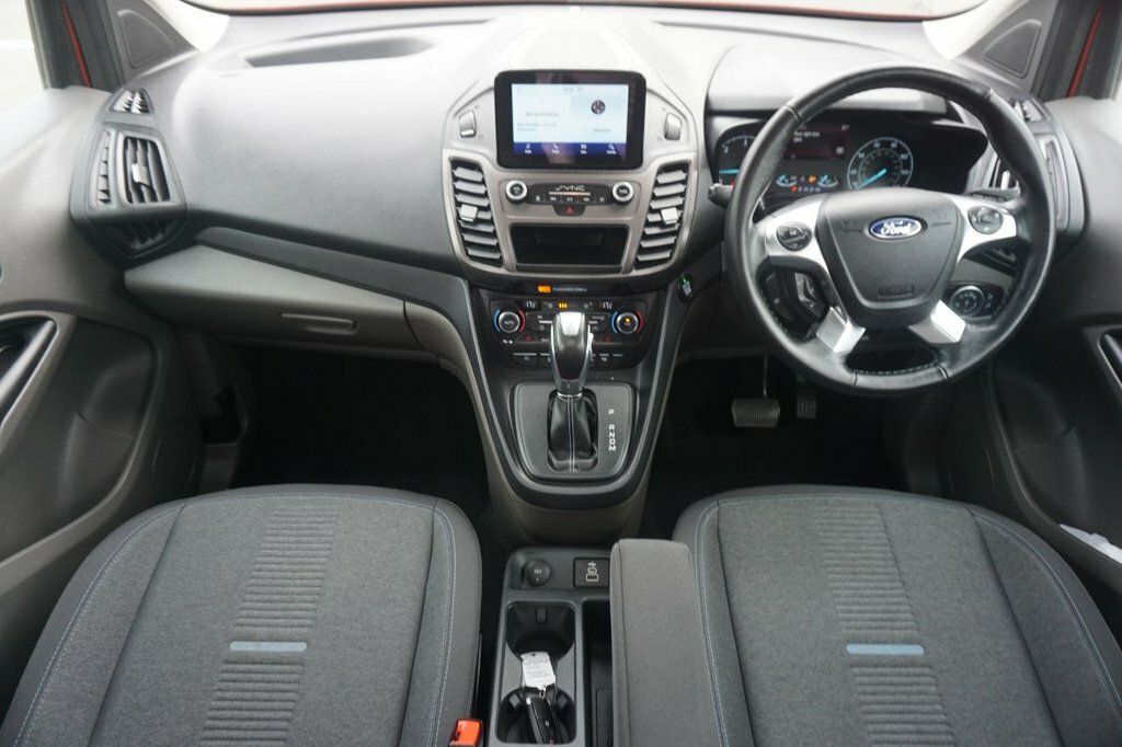 Ford Grand Tourneo Connect 1.5 Ecoblue 120 Active Powershift White #19