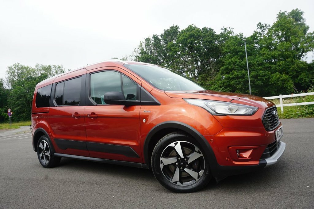 Ford Grand Tourneo Connect 1.5L Active Orange #2