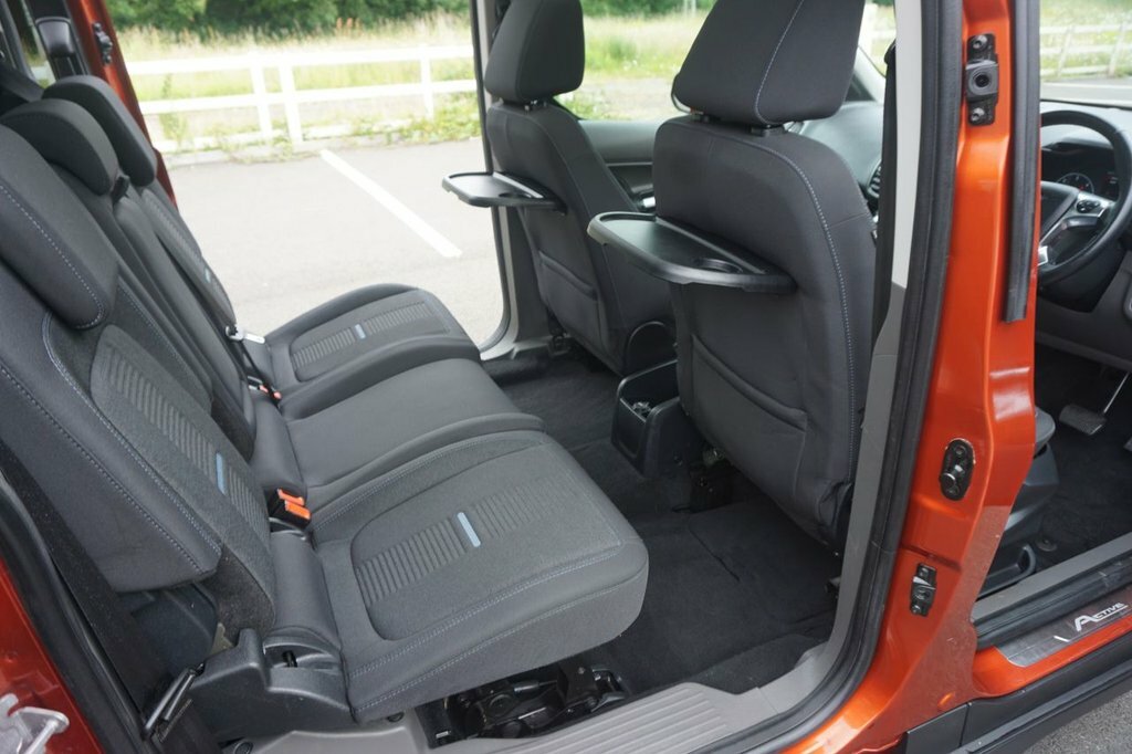 Ford Grand Tourneo Connect 1.5 Ecoblue 120 Active Powershift White #20