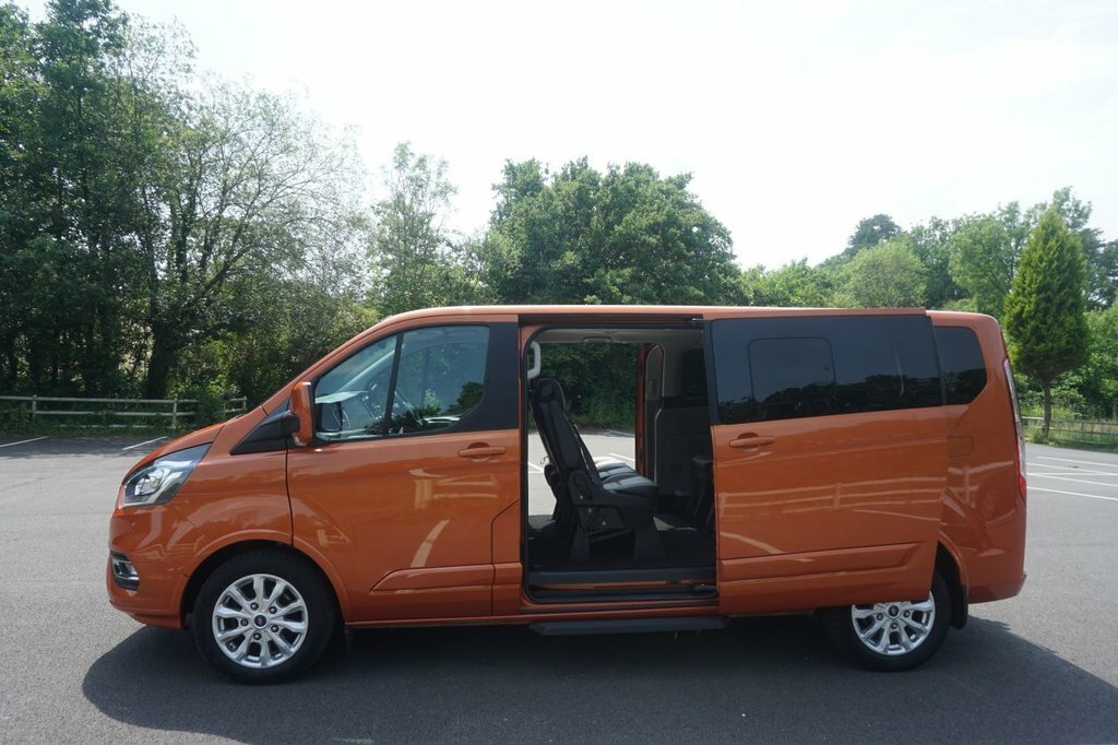 Ford Tourneo Custom 2L Titanium Black #11