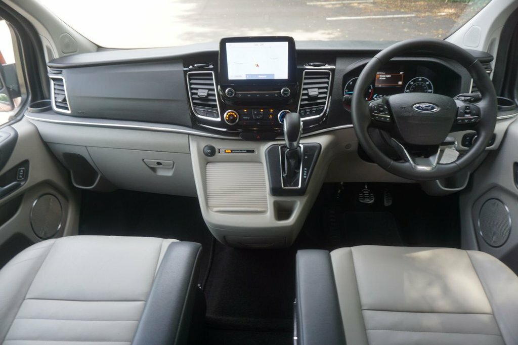 Ford Tourneo Custom 2L Titanium Black #14