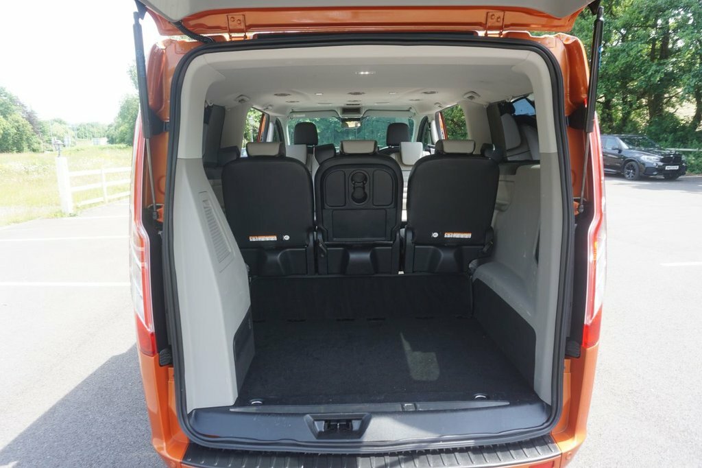 Ford Tourneo Custom 2L Titanium Black #9
