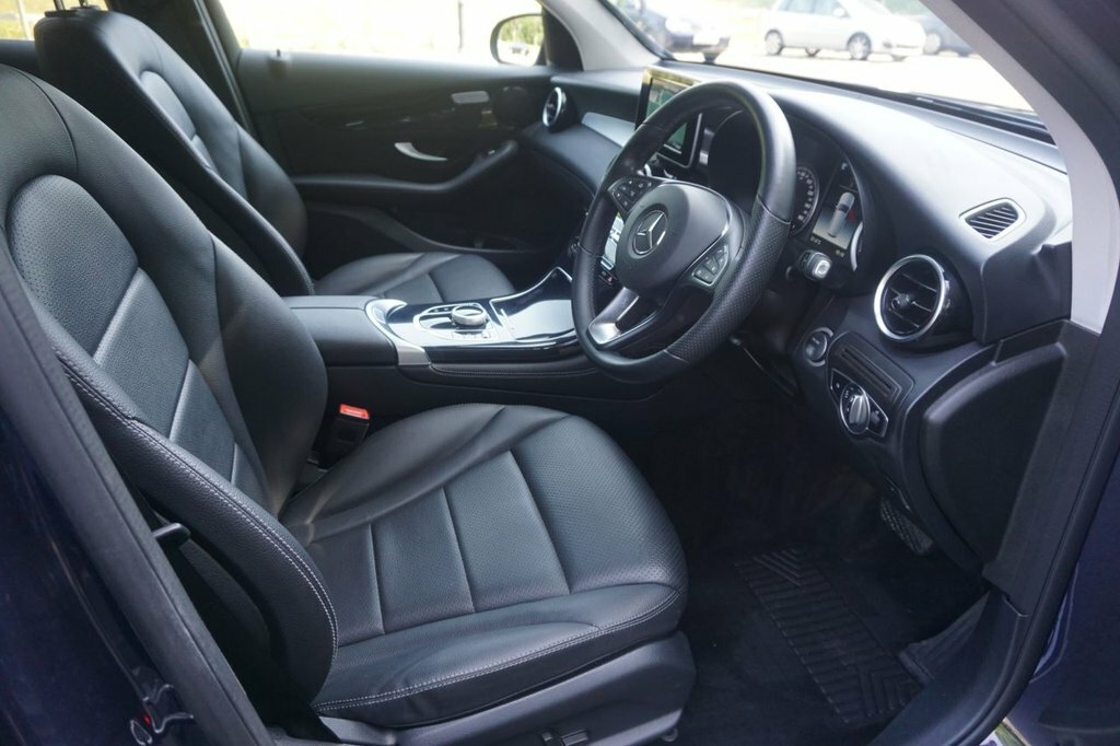 Mercedes-Benz GLC Class 2.1L Urban Edition Blue #4