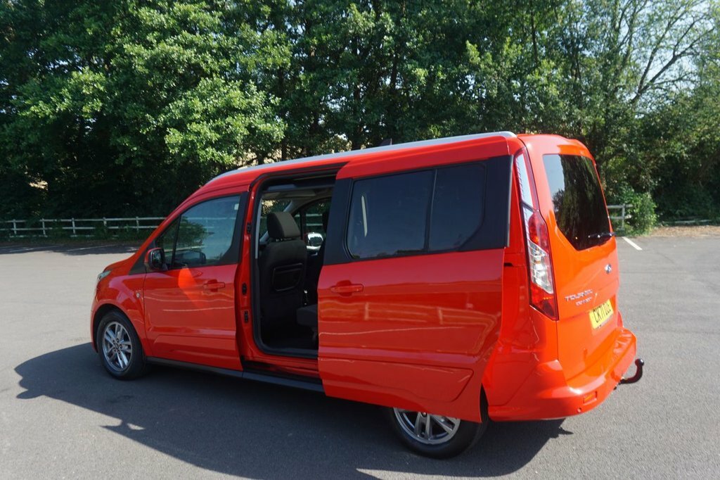 Ford Grand Tourneo Connect 1.5 Ecoblue 120 Titanium Powershift Blue #13