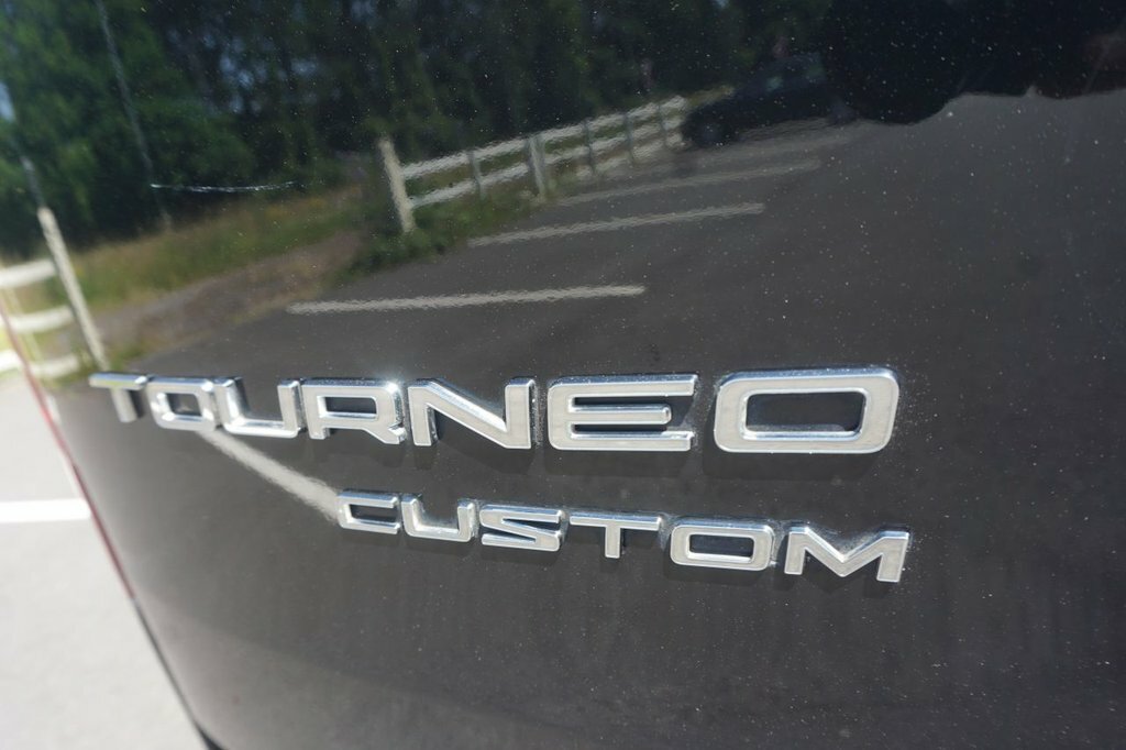 Ford Tourneo Custom 2L Titanium Silver #24