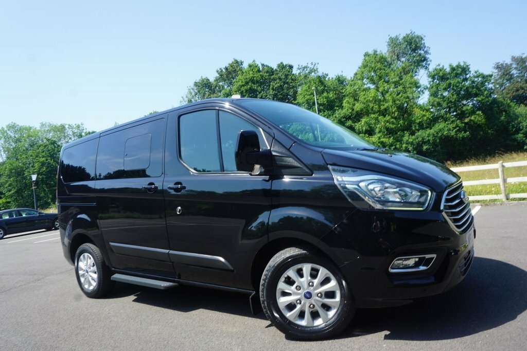 Ford Tourneo Custom 2L Zetec Black #2