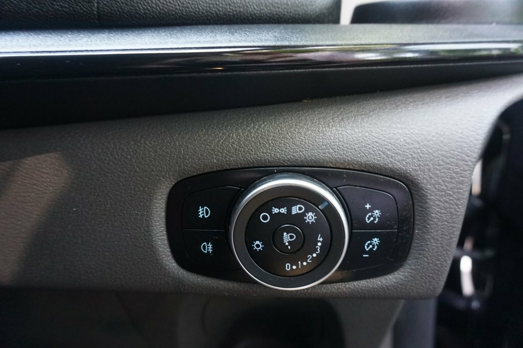 Ford Tourneo Custom 2L Titanium Silver #21