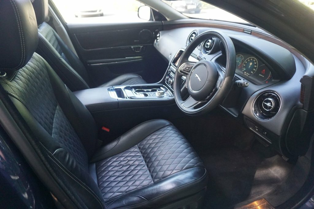 Jaguar XJ 3L Portfolio Blue #4