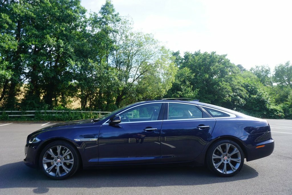 Jaguar XJ 3L R-sport Green #15