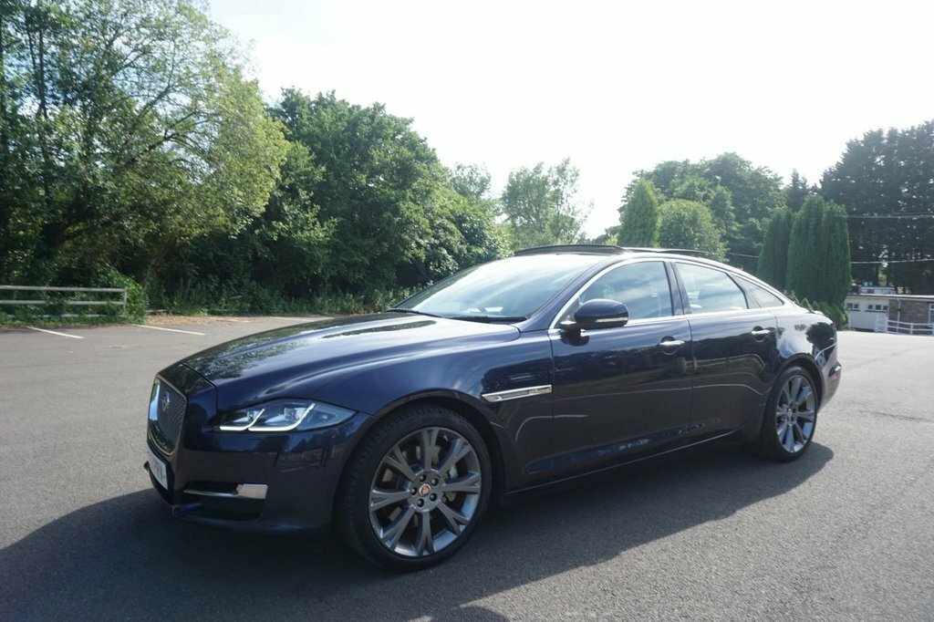 Jaguar XJ 3L R-sport Green #13