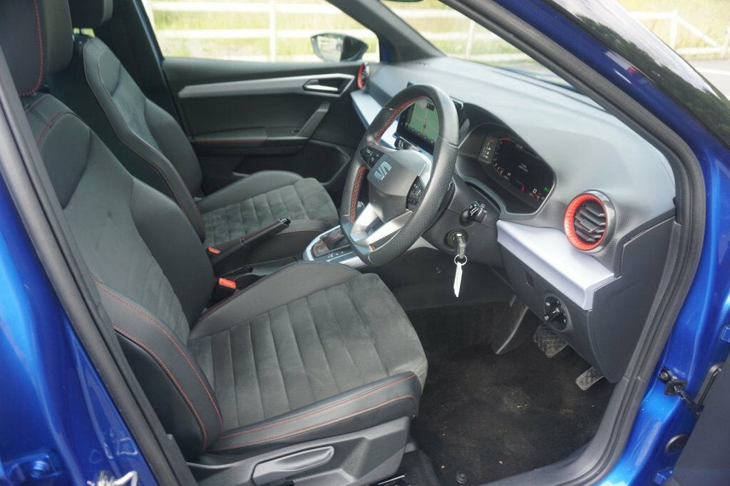 Seat Arona 1.5L Fr Sport Blue #4