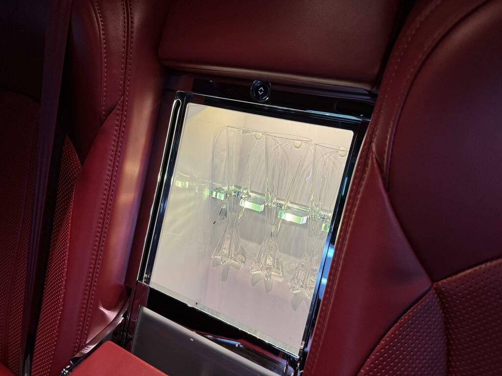Bentley Mulsanne Saloon  #26