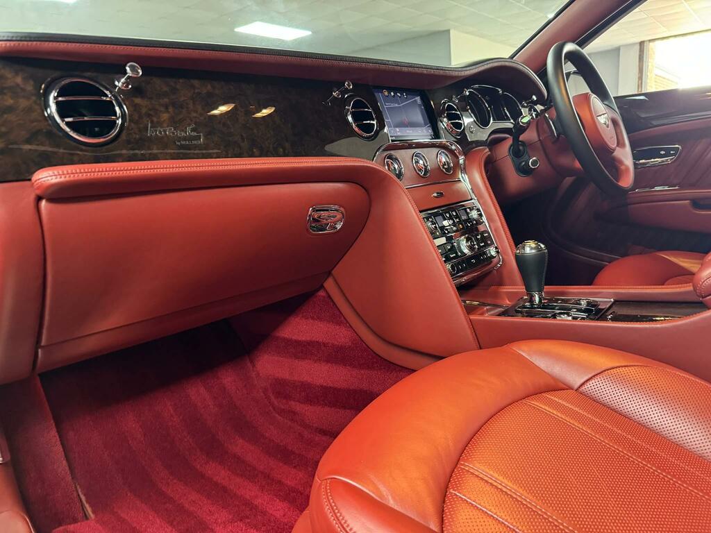 Bentley Mulsanne Saloon  #16