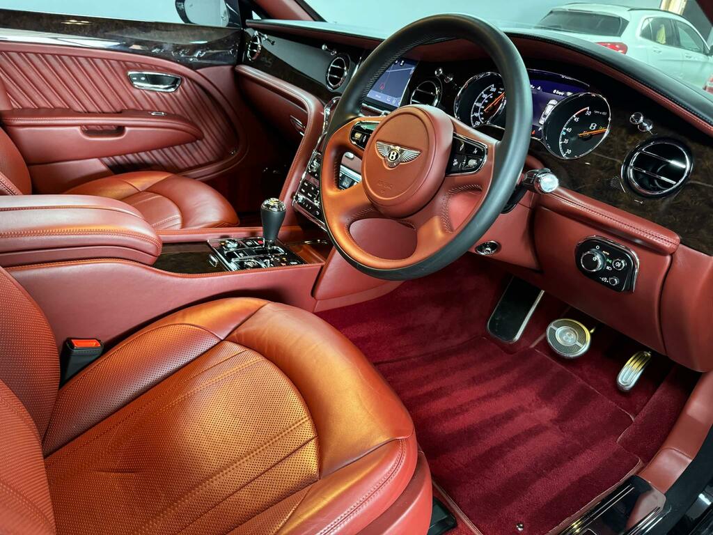 Bentley Mulsanne Saloon  #40