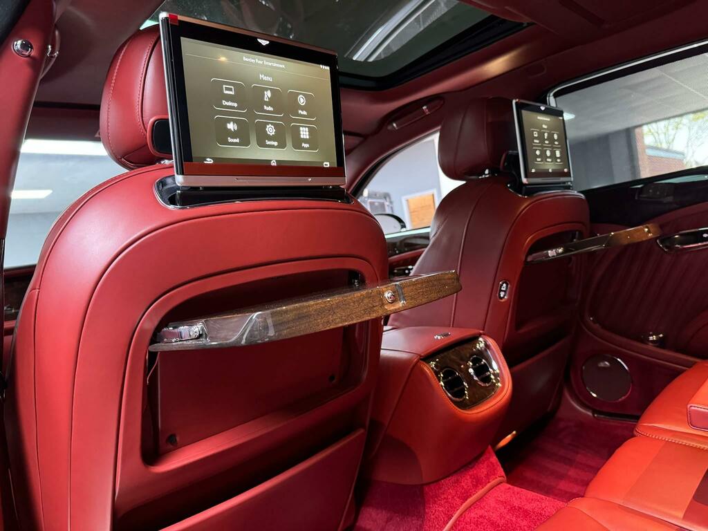Bentley Mulsanne Saloon  #17