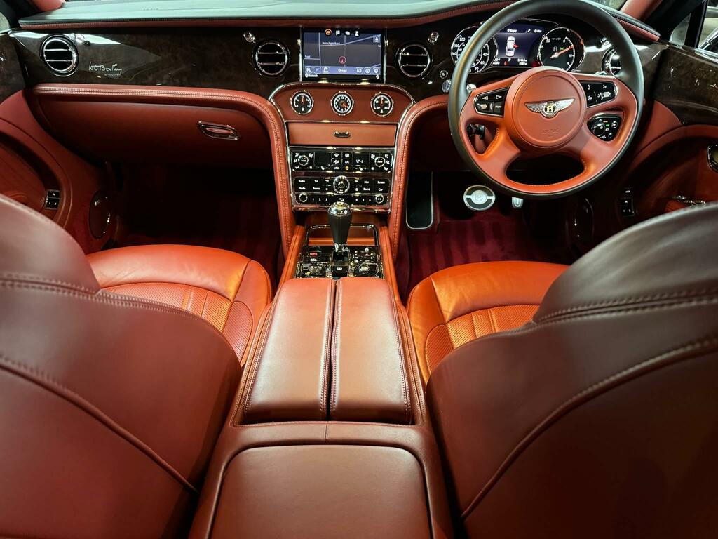 Bentley Mulsanne Saloon  #33