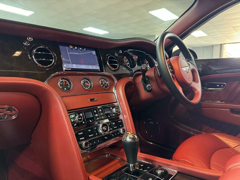 Bentley Mulsanne Saloon  #12
