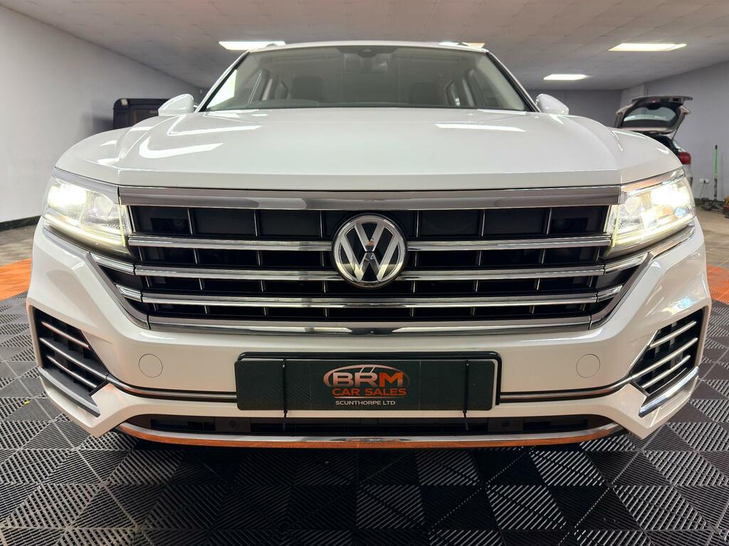 Volkswagen Touareg 3.0 Tdi V6 Sel Tiptronic 4Motion Euro 6 Ss WP68KKU White #3