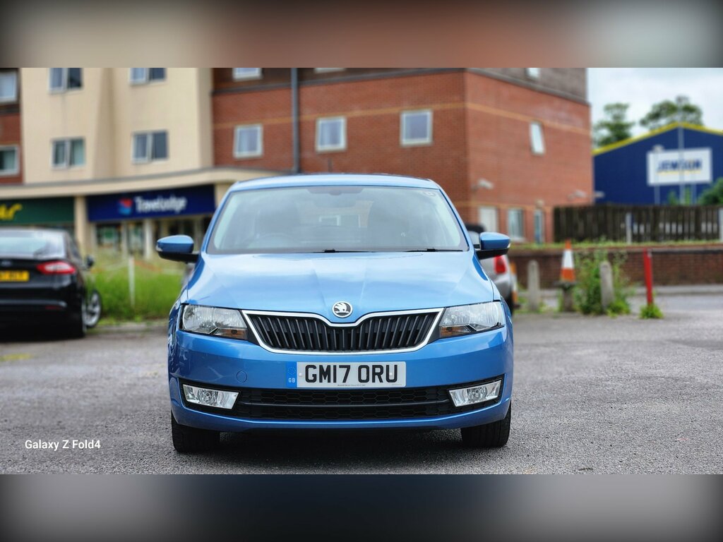 Skoda Rapid 1.4 Tdi Se L Hatchback Euro 6 S Blue #6