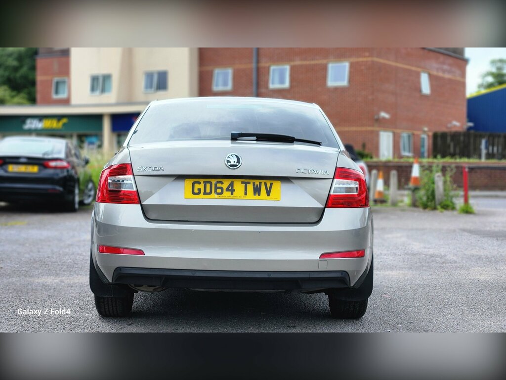 Skoda Octavia 2.0 Tdi Se Hatchback Euro 6 Ss Beige #3