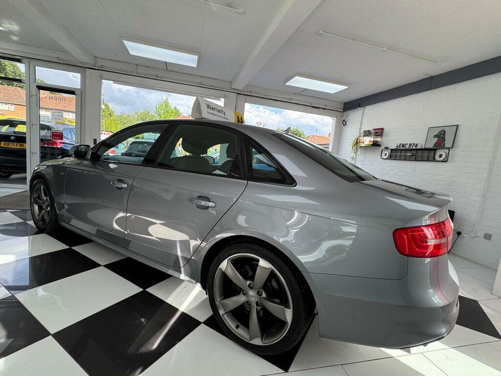 Audi A4 Saloon 2.0 Tdi Black Edition Multitronic Euro 5 S Grey #4