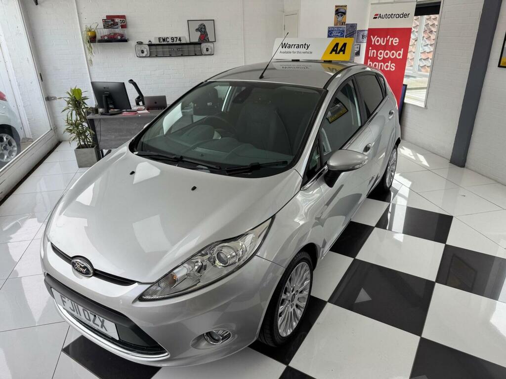 Ford Fiesta 1.4 Tdci Dpf Titanium Silver #4
