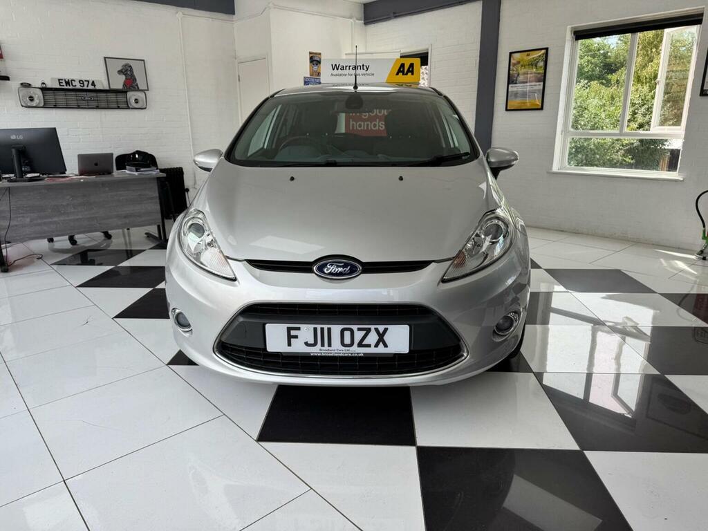 Ford Fiesta 1.4 Tdci Dpf Titanium Silver #2