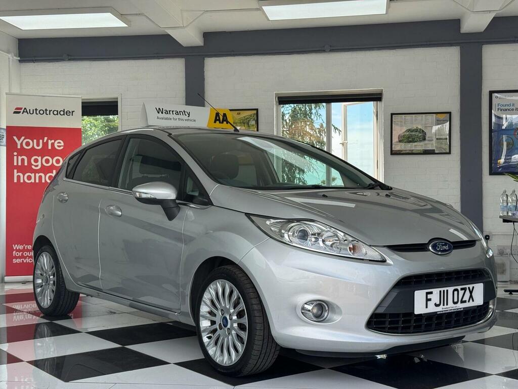 Ford Fiesta 1.4 Tdci Dpf Titanium Silver