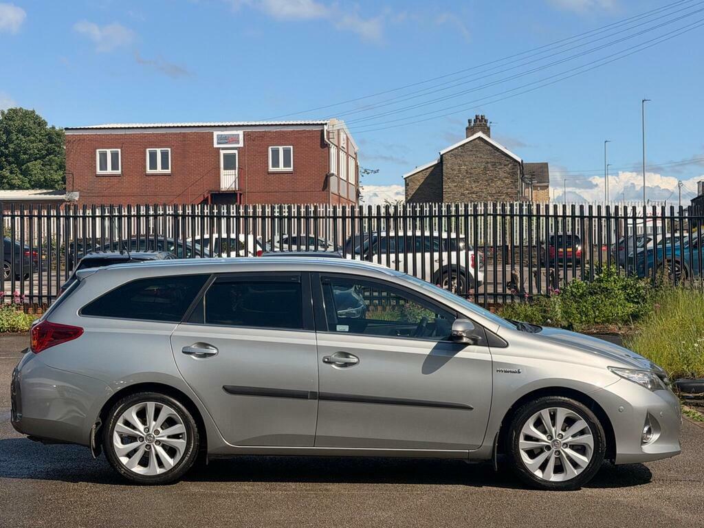 Toyota Auris 1.8 Vvt-h Excel Touring Sports Cvt Euro 5 S S Grey #4