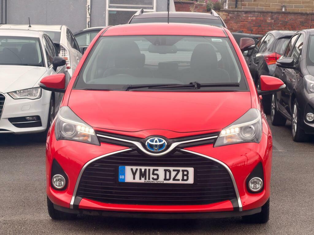 Toyota Yaris 1.5 Vvt-h Excel E-cvt Euro 6 Red #2