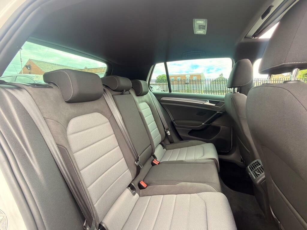 Volkswagen Golf Gt Tdi Bluemotion Technology White #26