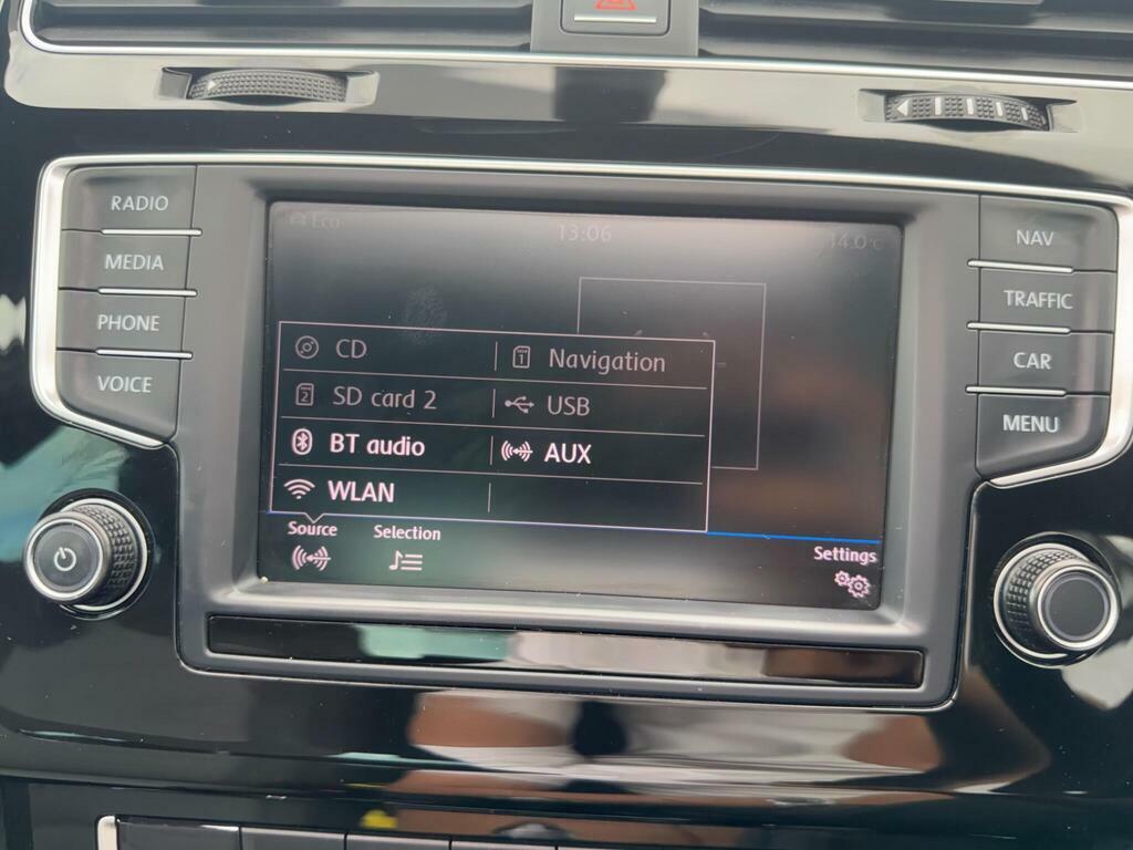 Volkswagen Golf Gt Tdi Bluemotion Technology White #32