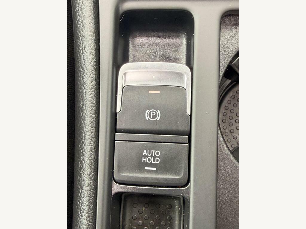 Volkswagen Golf Gt Tdi Bluemotion Technology White #34