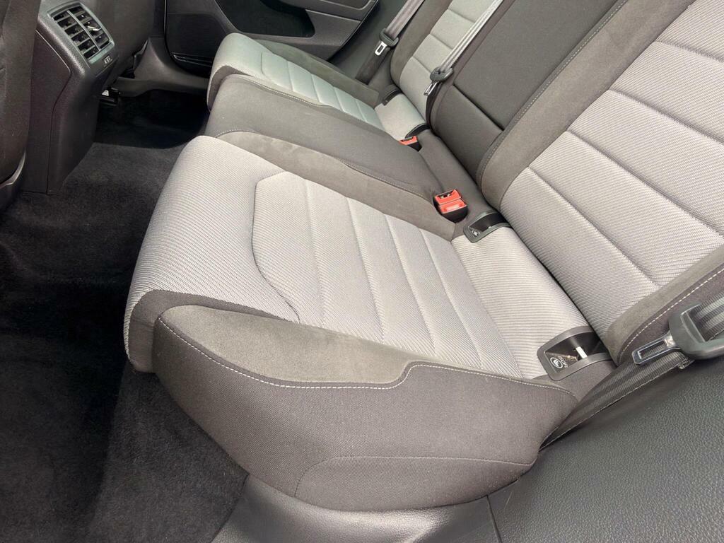 Volkswagen Golf Gt Tdi Bluemotion Technology White #21