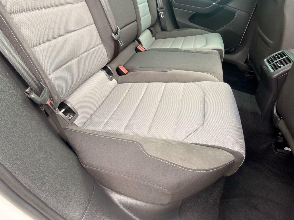Volkswagen Golf Gt Tdi Bluemotion Technology White #25