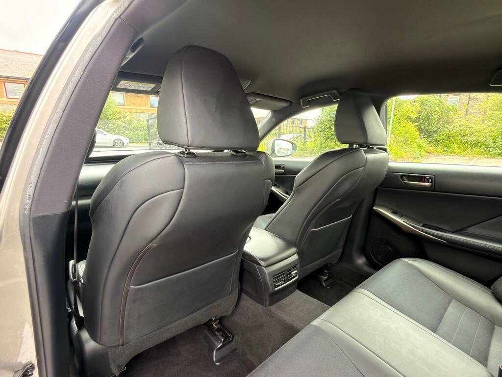 Lexus IS 2.5 300H Sport E-cvt Euro 6 Ss Black #18